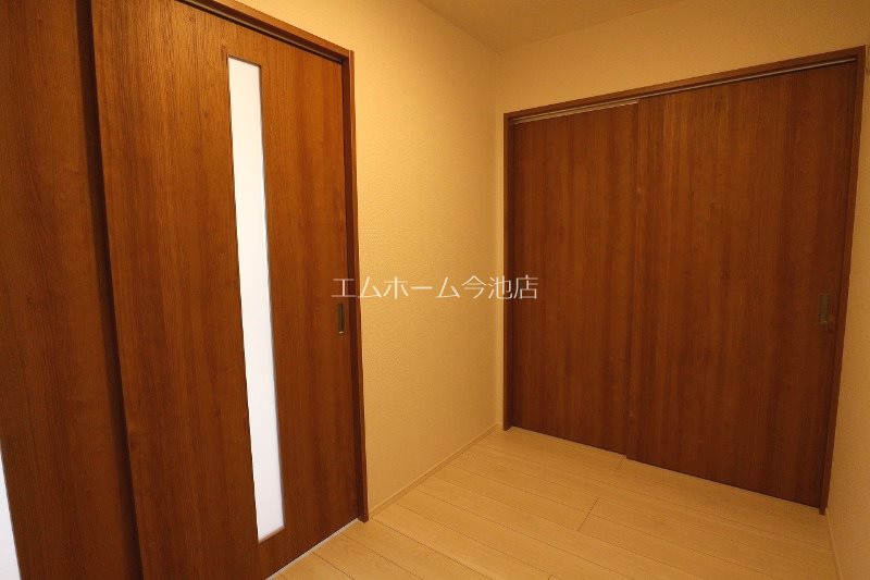 その他部屋・スペース　洋室3.4帖　クローゼット付