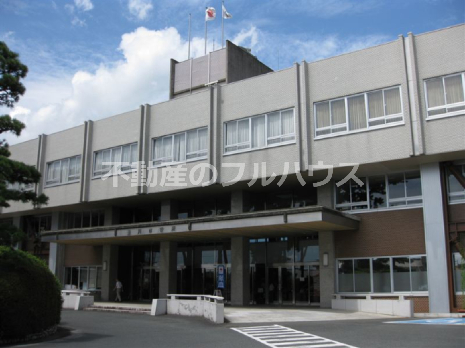 役所　豊川市役所（役所）まで1438m