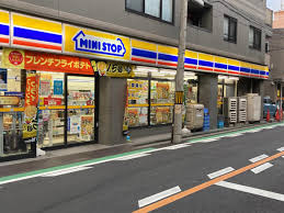 コンビニ　ミニストップ 松本町3丁目店（コンビニ）まで222m
