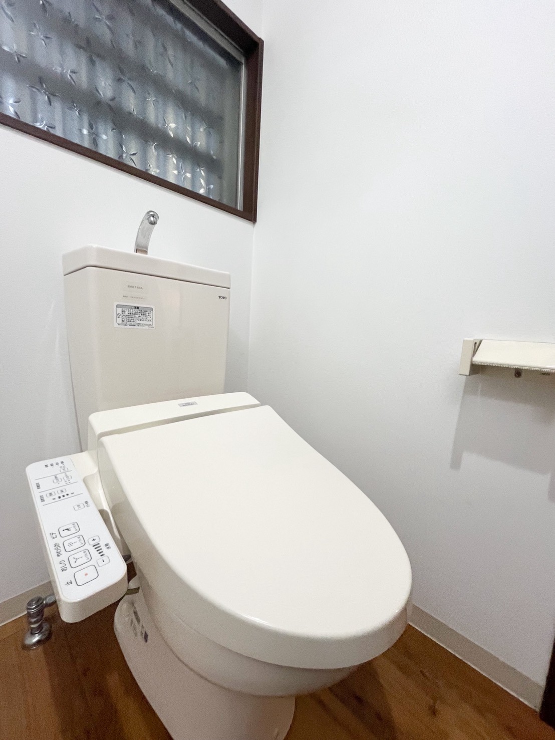 トイレ　☆温水洗浄便座付きの綺麗なトイレです☆