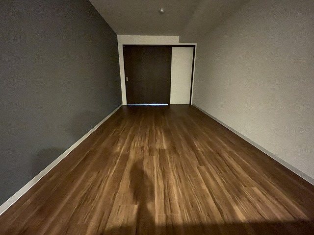 その他　LD9.7帖。
