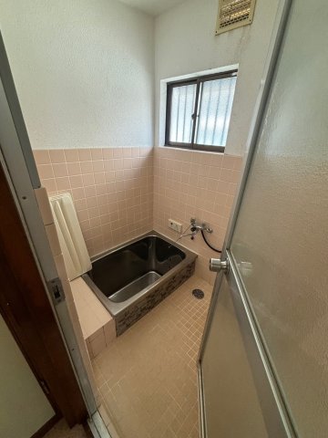 七松町2丁目戸建の風呂写真
