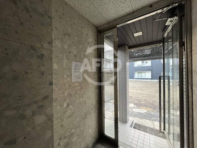 ロビー　レジデンス三津屋　ロビー