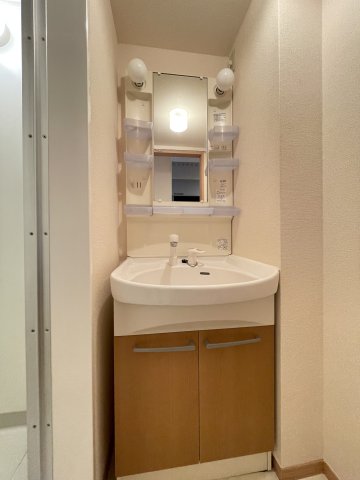 洗面設備　※参考写真