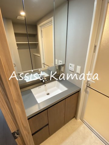 洗面設備　写真は同タイプの別号室です