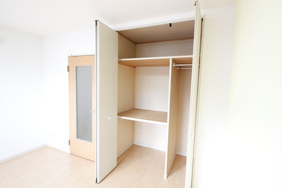 収納　※別部屋の写真です