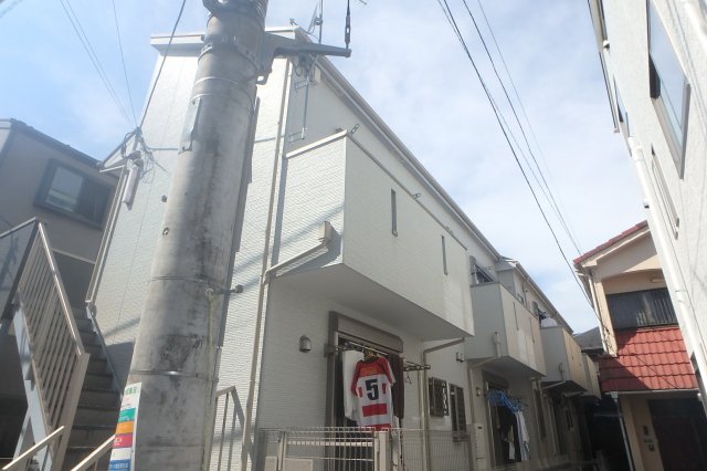 建物外観　2012年完成♪