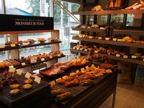 その他　mousieur IVAN(ムッシュイワン) 日野店（その他）まで385m