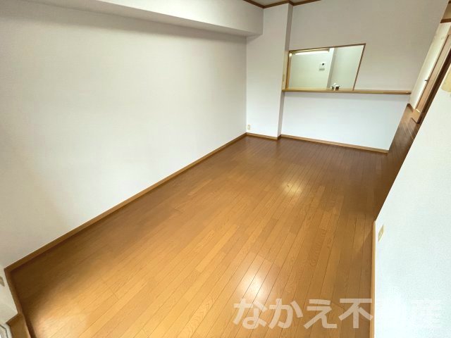 居室・リビング　ゆったり過ごせる居間です