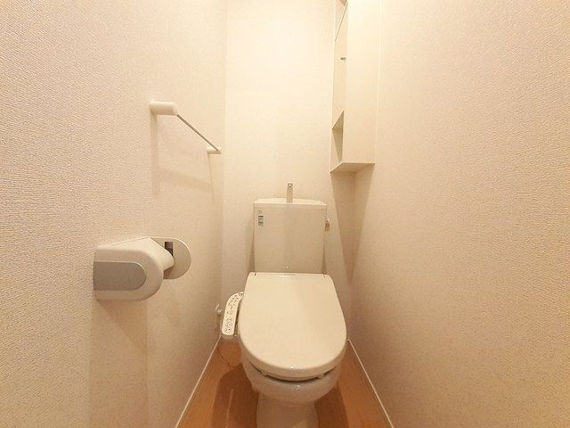 トイレ　トイレもきれいです
