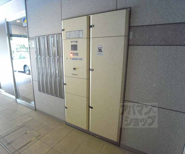 ロビー　宅配ＢＯＸ付