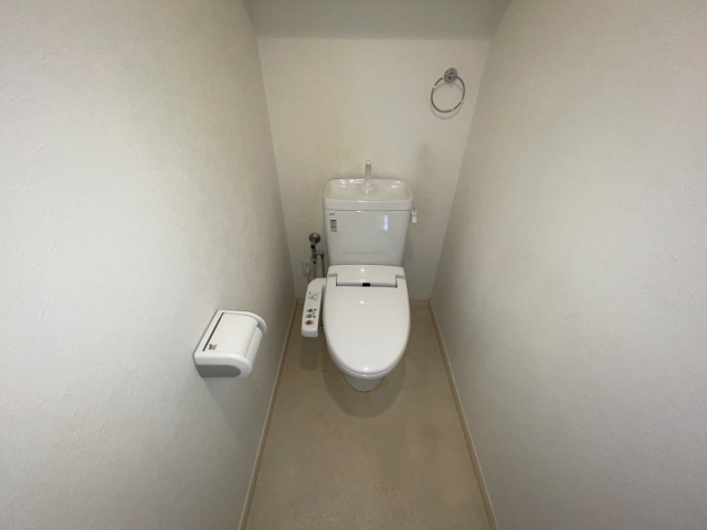 トイレ　コンパクトで使いやすいトイレです