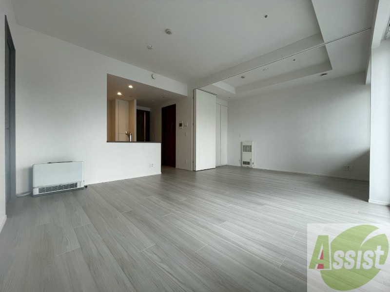 居室・リビング　広くてキレイなお部屋が広がっていて、充実した生活が送れそう。