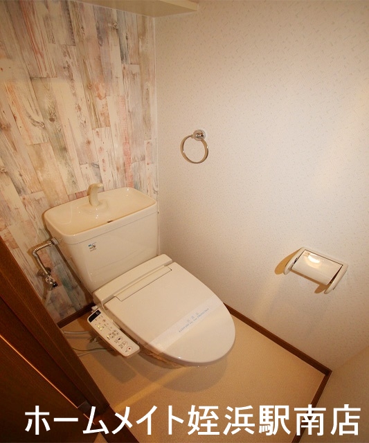 トイレ　★嬉しい設備、ウォシュレット付き♪★参考写真