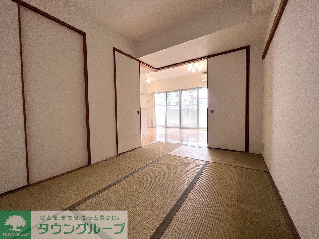その他部屋・スペース　和室約12.5帖