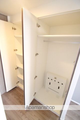 ルネフラッツ谷町四丁目の内装写真