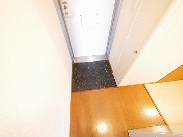 玄関　収納もある玄関です