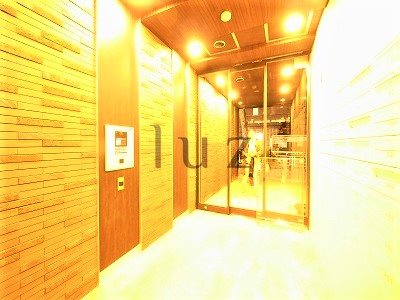 エントランス　綺麗なエントランスです！