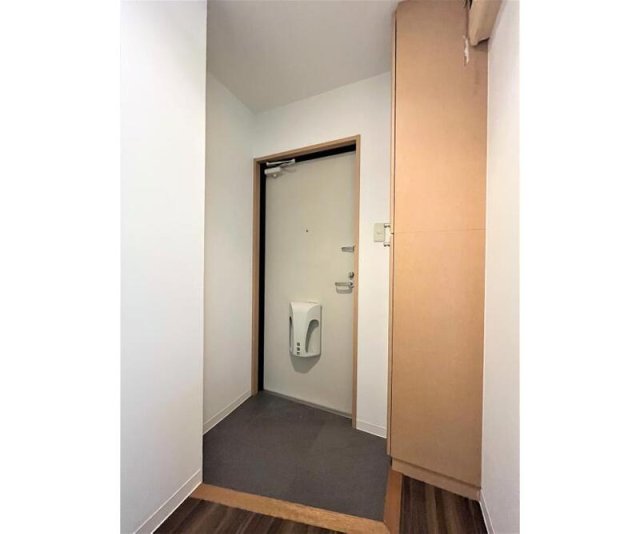 玄関　※同建物の別部屋のお写真となります
