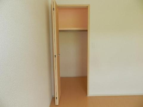 収納　クローゼット