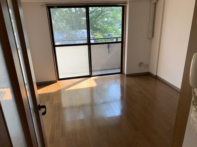 居室・リビング　同建物参考写真