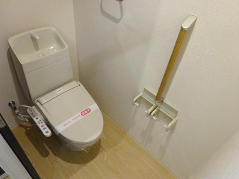 トイレ　トイレもきれいです