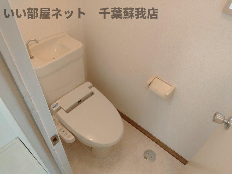 トイレ　トイレもきれいです