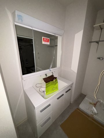 洗面設備　Reglia今里North　独立洗面台