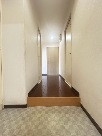 ハイツヤマトIIIの玄関写真