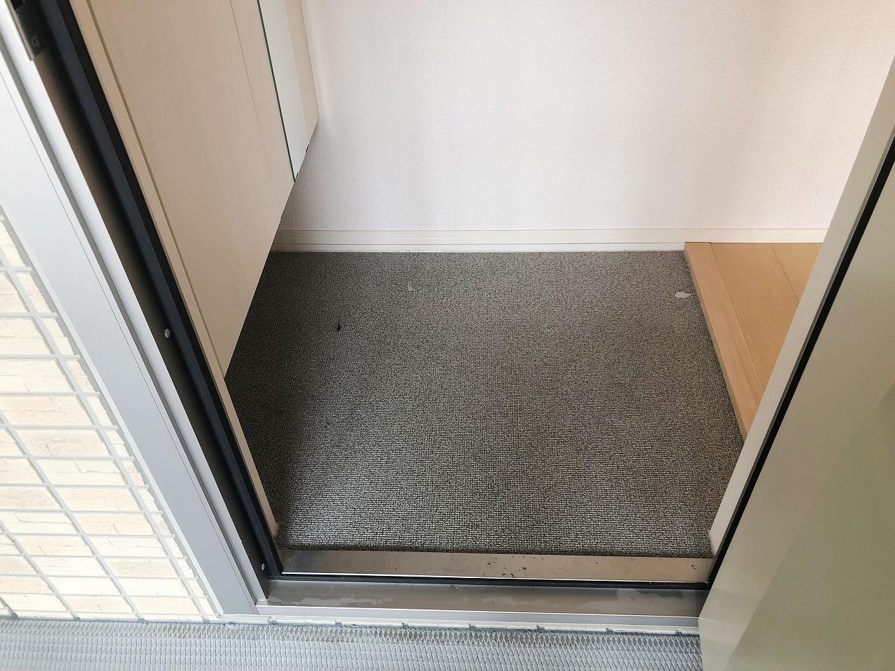玄関　玄関