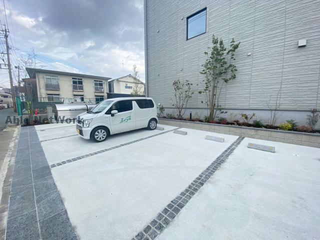 駐車場　駐車場