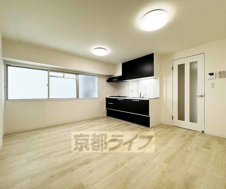 居室・リビング　ＪＲ円町駅徒歩２分の好立地物件