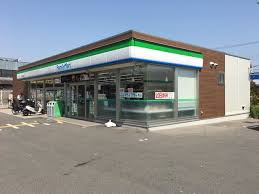 コンビニ　ファミリーマート 堺百舌鳥陵南町店（コンビニ）まで829m