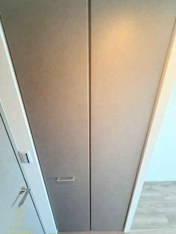 収納　プレサンス東小橋エレディータ