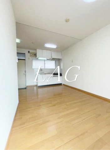 居室・リビング　洋室のお部屋(同仕様)です。