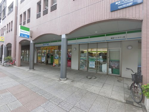 コンビニ　ファミリーマート 幕張ベイタウン店（コンビニ）まで108m