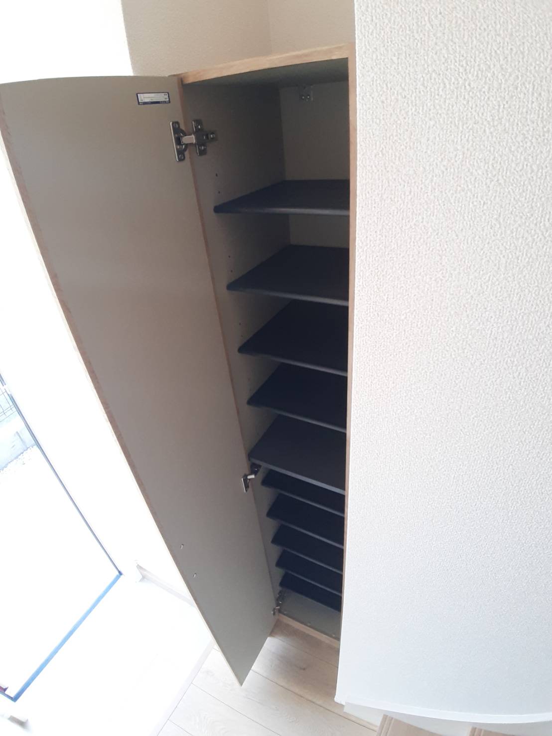 玄関　下駄箱