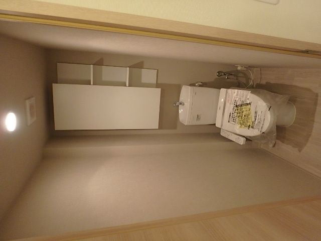 トイレ　※他部屋参考写真