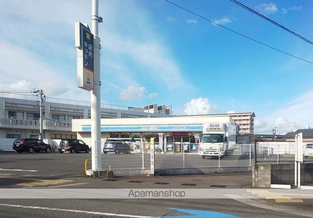 コンビニ　ローソン（コンビニ）まで595m