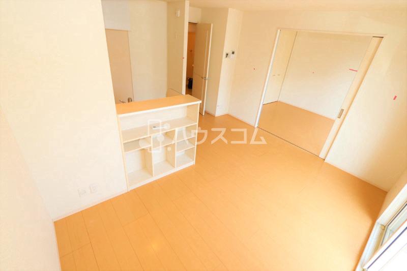 コンフォート東寝屋川の居間写真