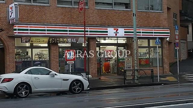 コンビニ　セブン-イレブン 新宿曙橋駅西店（コンビニ）まで341m
