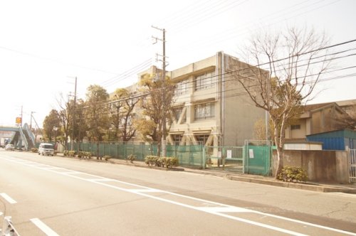 小学校　吹田市立吹田東小学校（小学校）まで2563m
