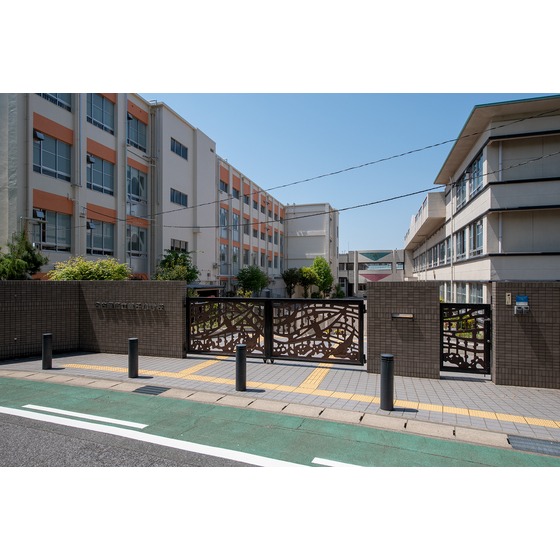 小学校　鳴子小学校（小学校）まで150m