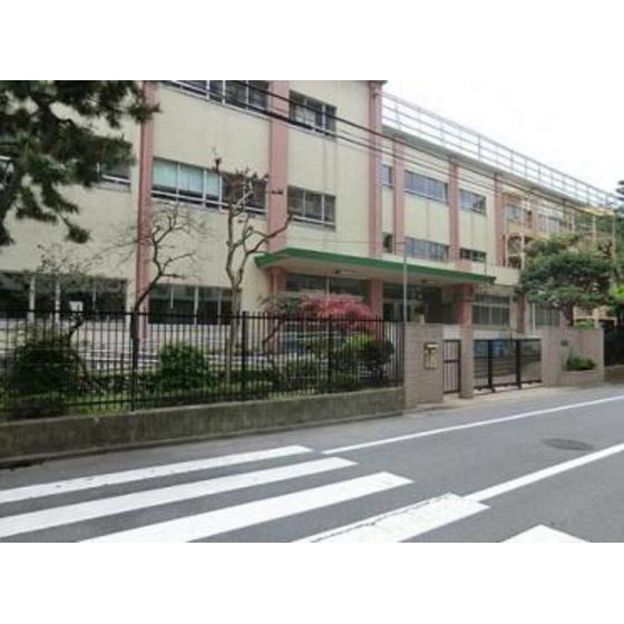 その他　小学校「練馬区立高松小学校まで624ｍ」