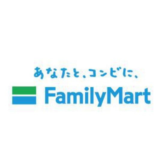 コンビニ　ファミリーマート横浜元町店（コンビニ）まで404m