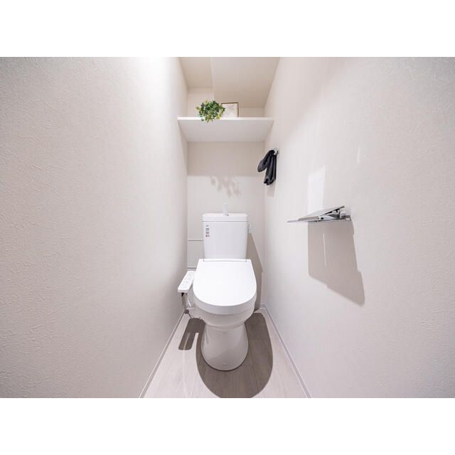 トイレ　写真は同タイプ住居です。