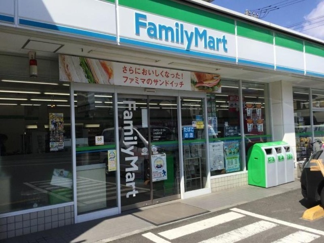 コンビニ　ファミリーマート小向西町店（コンビニ）まで465m