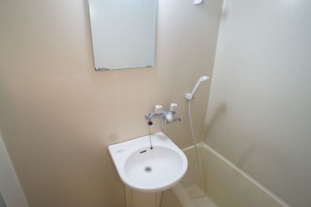 洗面設備　同物件別部屋写真（実際は現況を優先いたします）