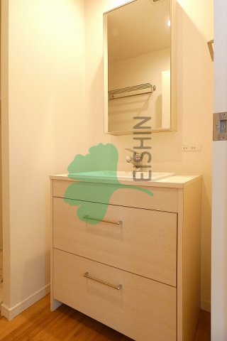 洗面設備　シンプルで使いやすい洗面台です！