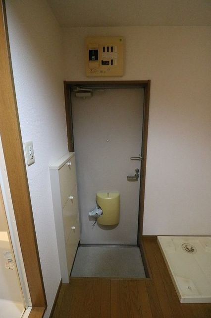 玄関　現況優先